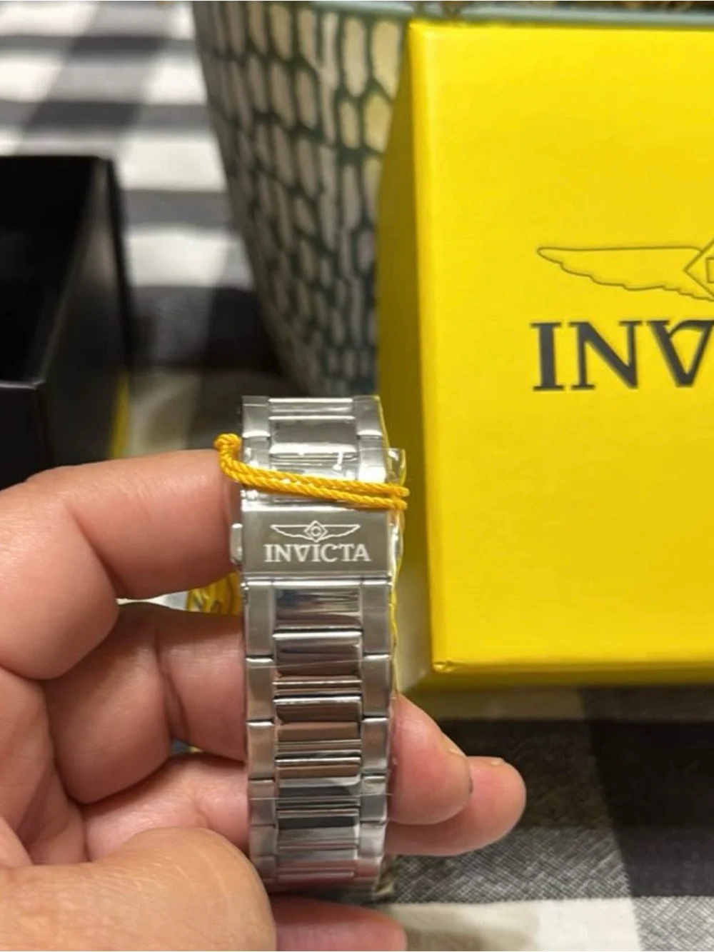 Invicta bold turquoise